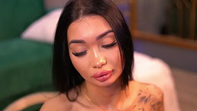 Snapshot of SashaFerrera chatting on March 2025 01:08:02 AM SashaFerrera online show from March 2025 01:08:02 AM