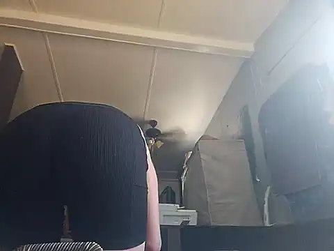 ShysluutGia online show from February 2025 07:05:02 PM