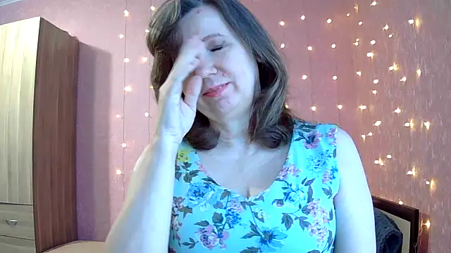 Snapshot of Starsan chatting on February 2026 07:01:01 AM Starsan online show from February 2026 07:01:01 AM