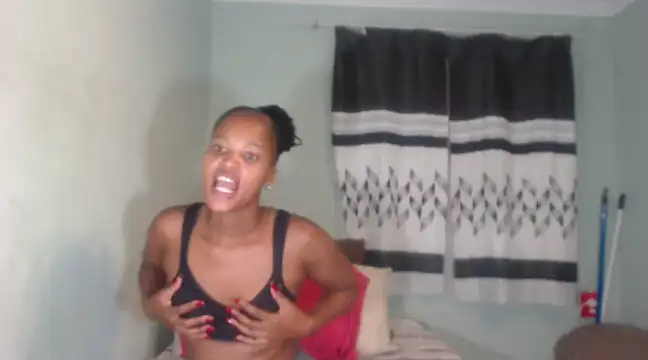 Snapshot of PrettyNyashX chatting on February 2025 11:20:01 PM PrettyNyashX online show from February 2025 11:20:01 PM