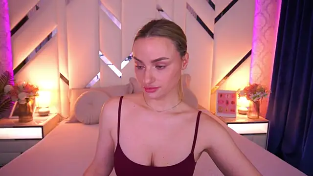 LindsieGreyy online show from May 2026 06:32:03 AM