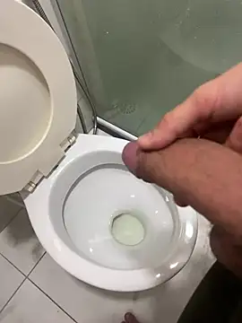 Snapshot of obranquinho21cm chatting on February 2025 06:24:02 PM obranquinho21cm online show from February 2025 06:24:02 PM