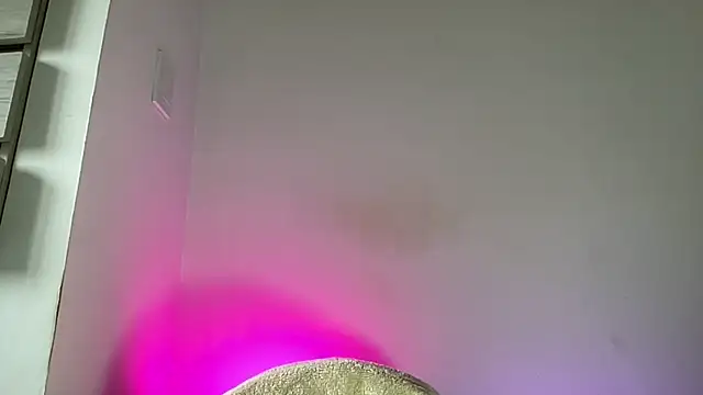 nofacecali online show from February 2025 03:49:01 PM