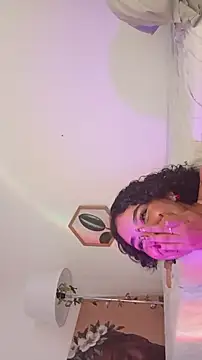 Snapshot of Dhalila_ chatting on October 2025 02:27:02 PM Dhalila online show from October 2025 02:27:02 PM