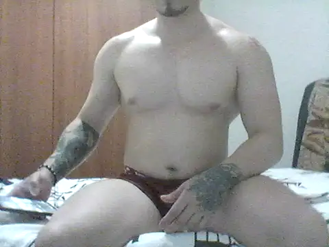 Logan Roy18 online show from April 2026 11:32:02 PM