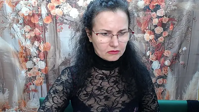 Miroslava Happi online show from April 2026 05:43:01 AM