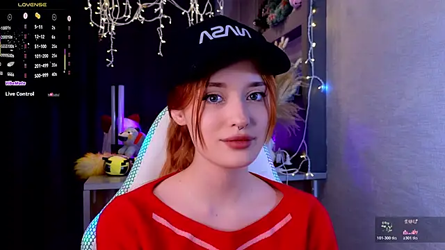 Hisoka akerley online show from April 2026 07:30:02 PM