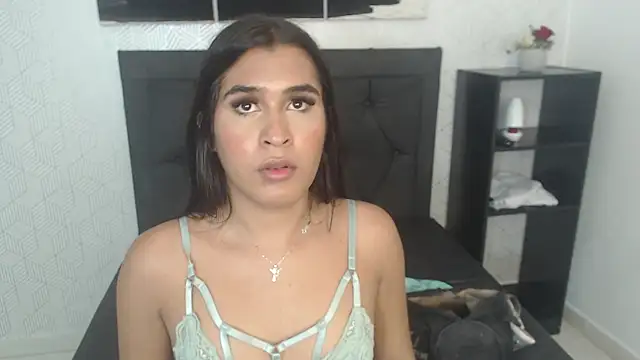 Snapshot of Selena_fox7 chatting on March 2025 05:08:01 AM Selena fox7 online show from March 2025 05:08:01 AM