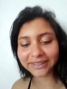 Snapshot of CHLOE_ISABELL chatting on February 2025 06:41:01 PM CHLOE ISABELL online show from February 2025 06:41:01 PM