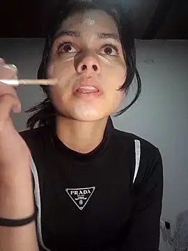 Snapshot of CHLOE_ISABELL chatting on October 2025 02:39:02 AM CHLOE ISABELL online show from October 2025 02:39:02 AM