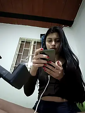 CHLOE ISABELL online show from March 2026 02:15:01 AM