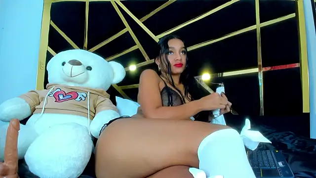 Lynda Bonnie online show from March 2025 05:06:02 PM