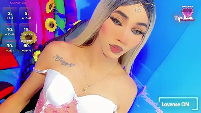 emelly horny  online show from September 2025 07:14:01 PM