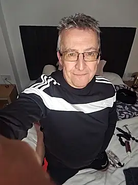 mann4u147 online show from March 2026 06:11:01 PM