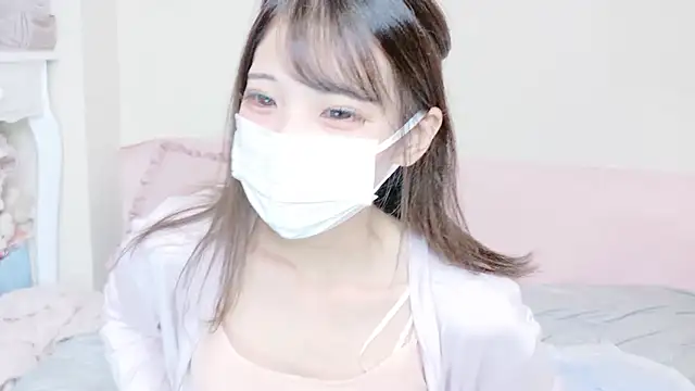 -nyanko- online show from October 2025 01:11:01 PM