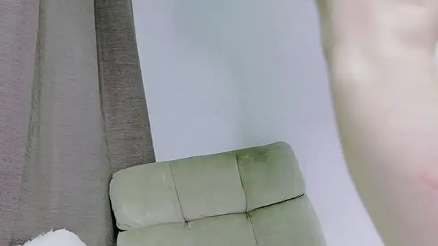 -nyanko- online show from February 2026 04:01:01 PM