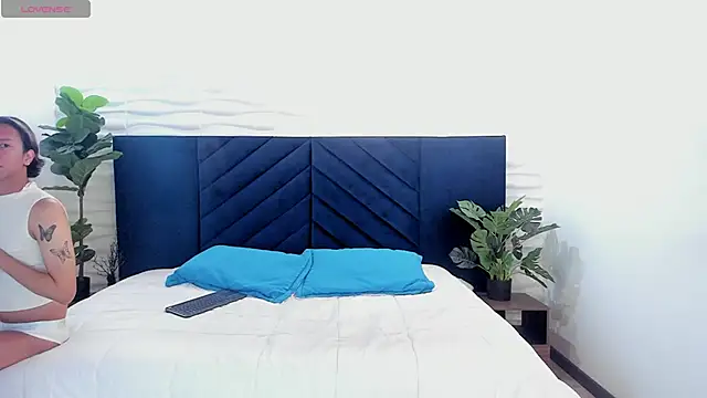 Georgina Palacios  online show from February 2025 05:43:02 AM