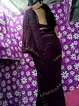 Snapshot of seetatiwari chatting on February 2025 04:01:02 PM seetatiwari online show from February 2025 04:01:02 PM