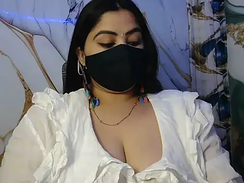 Snapshot of seetatiwari chatting on April 2026 06:17:01 PM seetatiwari online show from April 2026 06:17:01 PM