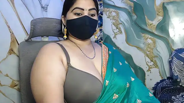 Snapshot of seetatiwari chatting on April 2026 06:21:01 PM seetatiwari online show from April 2026 06:21:01 PM