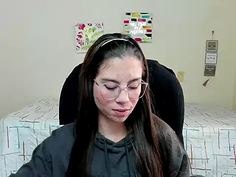 veronicamiller22 online show from September 2025 06:24:02 PM