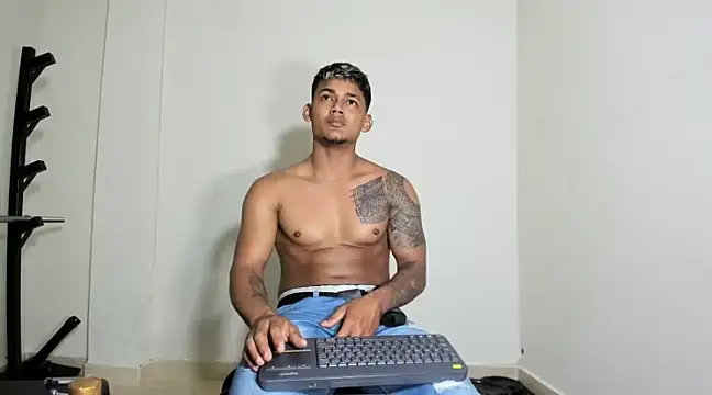 Blackhot000 online show from March 2025 02:27:01 AM