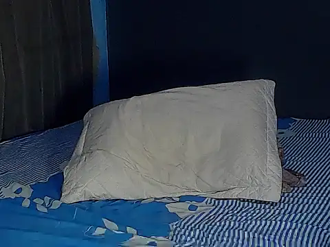 Snapshot of JackBlackone chatting on September 2025 11:04:01 PM JackBlackone online show from September 2025 11:04:01 PM