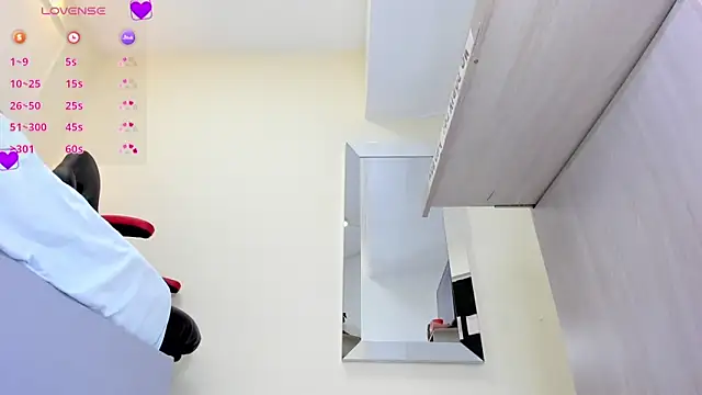 MELINAMARTINS online show from March 2025 10:39:02 PM