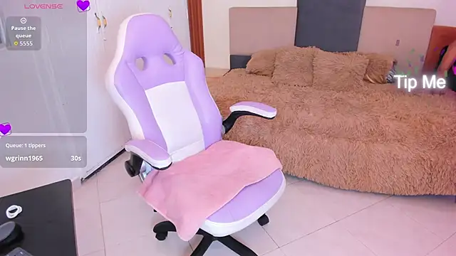 cristal crossfitx online show from March 2026 10:22:02 AM