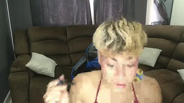 Snapshot of mchissexx chatting on October 2025 03:08:02 PM mchissexx online show from October 2025 03:08:02 PM