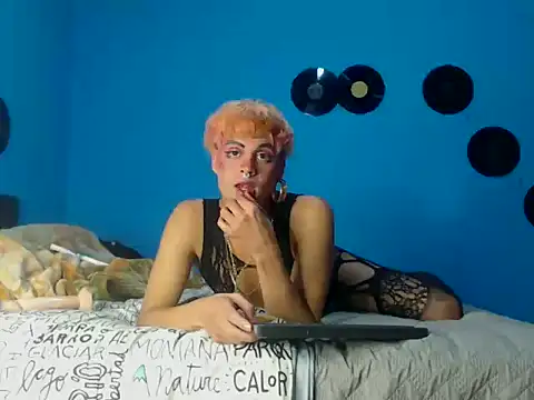 Snapshot of mchissexx chatting on November 2025 12:14:02 AM mchissexx online show from November 2025 12:14:02 AM