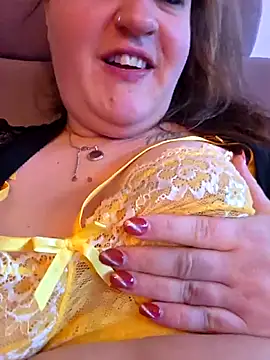 Snapshot of justtess chatting on November 2025 12:51:01 PM justtess online show from November 2025 12:51:01 PM