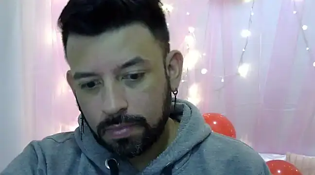 tonyglams online show from February 2025 11:55:01 PM