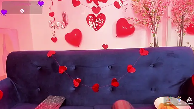 Snapshot of Marii_18 chatting on February 2025 07:16:02 AM Marii 18 online show from February 2025 07:16:02 AM