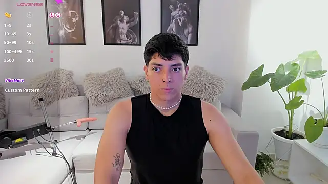  JacobMiller   online show from February 2025 05:41:02 PM