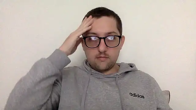 Snapshot of Milflover96 chatting on February 2025 09:00:01 PM Milflover96 online show from February 2025 09:00:01 PM