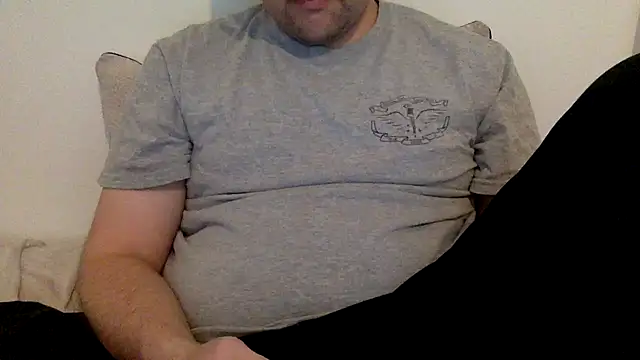 Snapshot of Milflover96 chatting on February 2025 06:58:02 PM Milflover96 online show from February 2025 06:58:02 PM