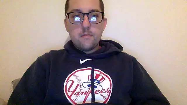 Snapshot of Milflover96 chatting on February 2025 02:04:01 AM Milflover96 online show from February 2025 02:04:01 AM