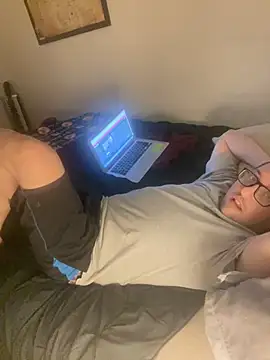 Snapshot of Milflover96 chatting on March 2025 05:59:02 AM Milflover96 online show from March 2025 05:59:02 AM