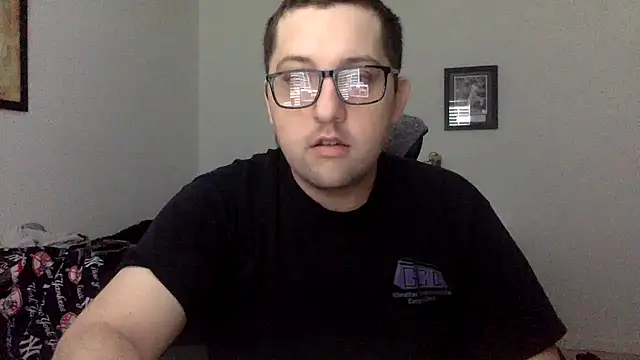 Snapshot of Milflover96 chatting on March 2025 02:29:01 PM Milflover96 online show from March 2025 02:29:01 PM