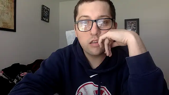 Snapshot of Milflover96 chatting on March 2025 04:29:02 PM Milflover96 online show from March 2025 04:29:02 PM