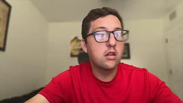 Snapshot of Milflover96 chatting on October 2025 01:53:02 PM Milflover96 online show from October 2025 01:53:02 PM