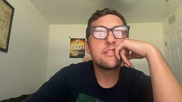 Snapshot of Milflover96 chatting on October 2025 02:19:01 PM Milflover96 online show from October 2025 02:19:01 PM