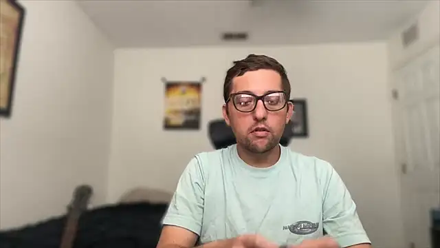 Snapshot of Milflover96 chatting on November 2025 07:15:02 PM Milflover96 online show from November 2025 07:15:02 PM