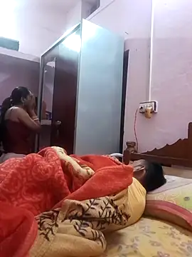 Snapshot of Hot_couple493 chatting on February 2025 08:14:02 PM Hot couple493 online show from February 2025 08:14:02 PM