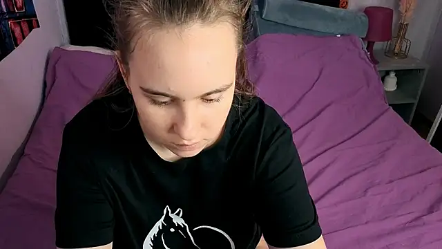 Snapshot of Lika_0ne chatting on November 2025 12:26:01 PM Lika 0ne online show from November 2025 12:26:01 PM