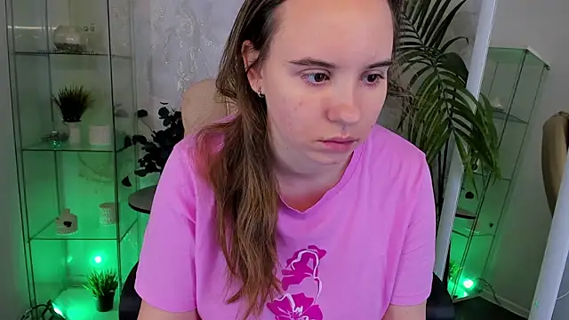 Snapshot of Lika_0ne chatting on January 2026 12:09:02 PM Lika 0ne online show from January 2026 12:09:02 PM