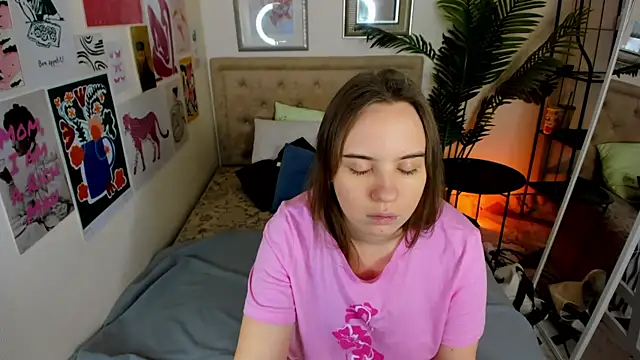 Snapshot of Lika_0ne chatting on January 2026 05:11:02 AM Lika 0ne online show from January 2026 05:11:02 AM