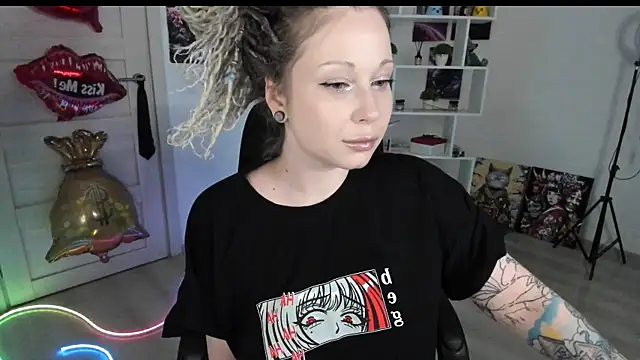 HoneySallyMoore online show from May 2026 05:29:02 PM