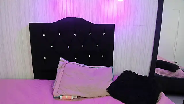 nicky angel1 online show from February 2025 06:31:02 PM